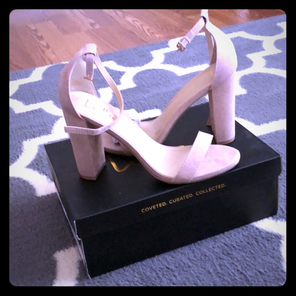Lulus wedge heels size 7.5 new in box
